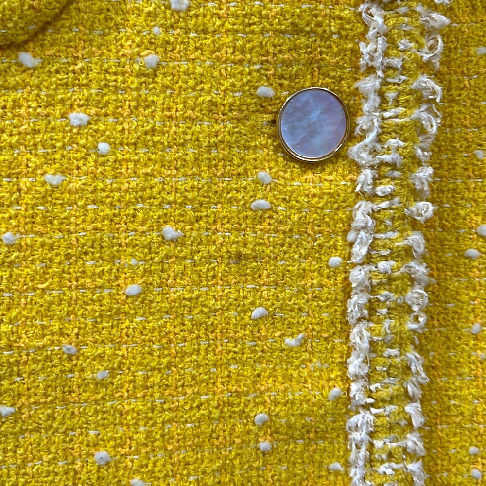 Vintage Carlisle Tweed 2 Pc. Suit 10. Mother of pearl buttons. - Picture 3 of 11
